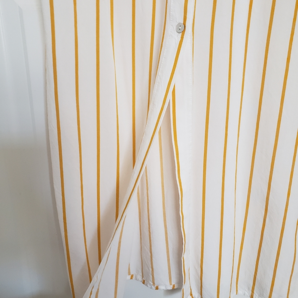FOREVER21 🌟 White Yellow Striped Dress - Picture 4 of 10